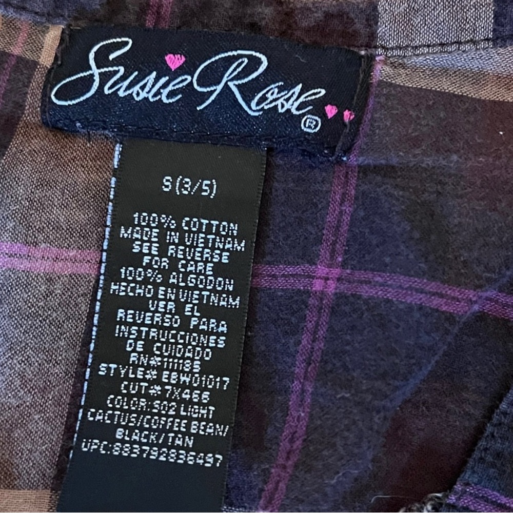 4 flannels ! - Picture 8 of 8